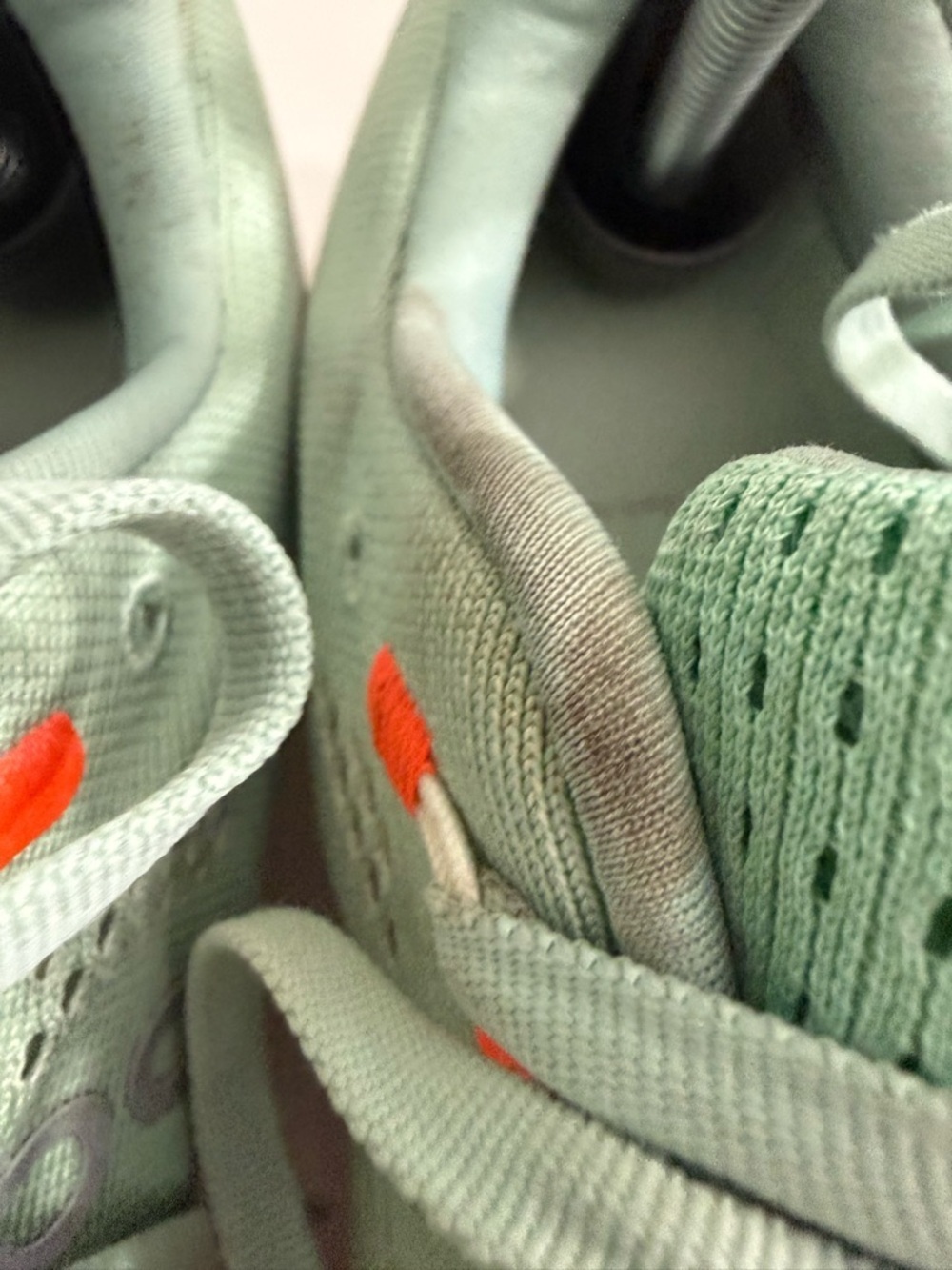 On Running Women size 10.5 Mint Green and Orange Lightweight Running Shoes - Picture 4 of 9